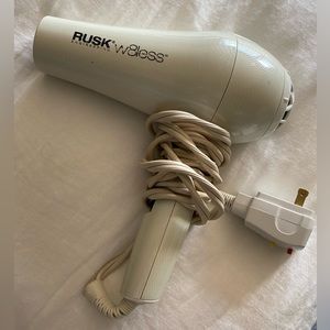 Rusk W8less Professional Dryer